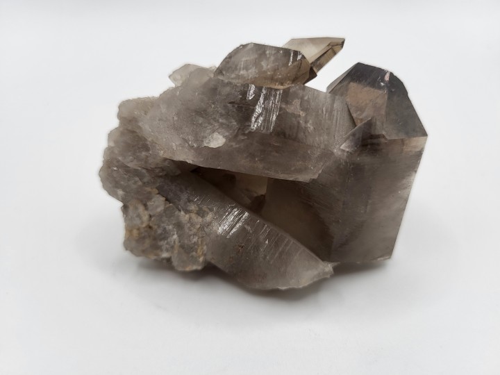 Vorderansicht der Rauchquarz-Stufe