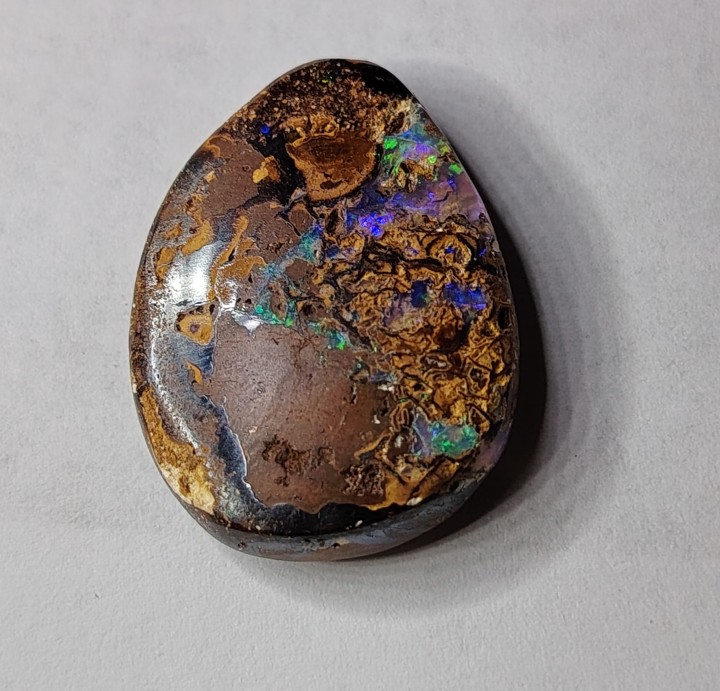 Boulder-Opal